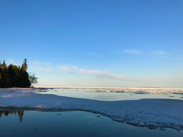Ice packs on Lake Huron 5-14-18.